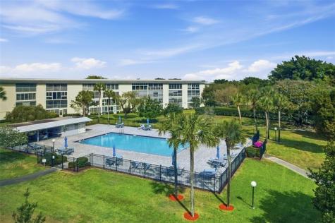 2505 Antigua Terrace Coconut Creek FL 33066