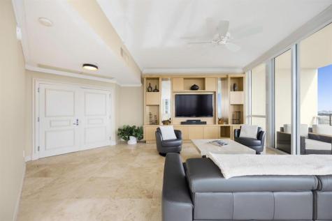 111 SE 8th Avenue Fort Lauderdale FL 33301