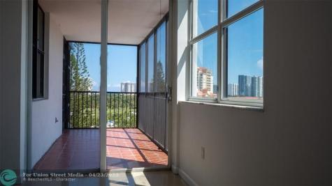 20100 W Country Club Drive Aventura FL 33180