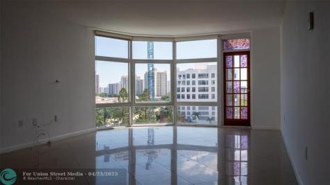 20100 W Country Club Drive Aventura FL 33180