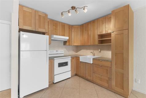 101 E Mcnab Road Pompano Beach FL 33060