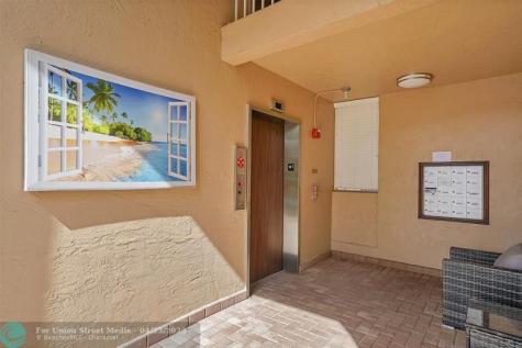 5876 Regal Glen Drive Boynton Beach FL 33437