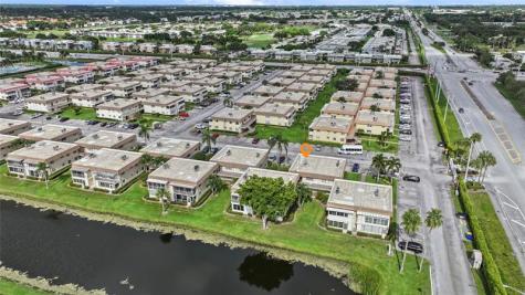 268 Saxony F Delray Beach FL 33446