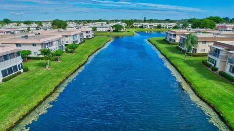 268 Saxony F Delray Beach FL 33446