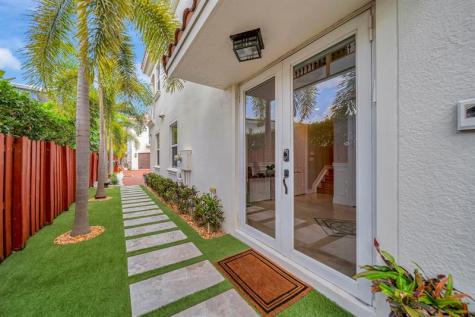 1368 Bayview Drive Fort Lauderdale FL 33304