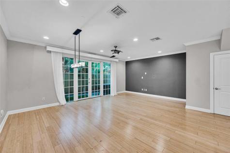 1617 NE 2nd Court Fort Lauderdale FL 33301