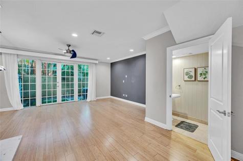 1617 NE 2nd Court Fort Lauderdale FL 33301