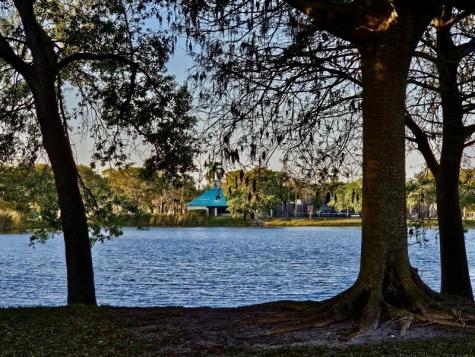 118 NW Royal Park Drive Oakland Park FL 33309