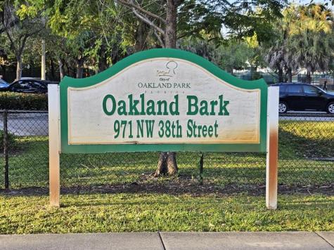 118 NW Royal Park Drive Oakland Park FL 33309