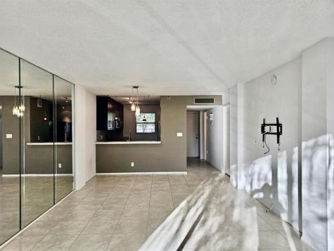 118 NW Royal Park Drive Oakland Park FL 33309