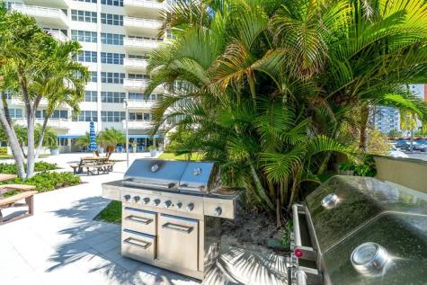 3200 NE 36th Street Fort Lauderdale FL 33308