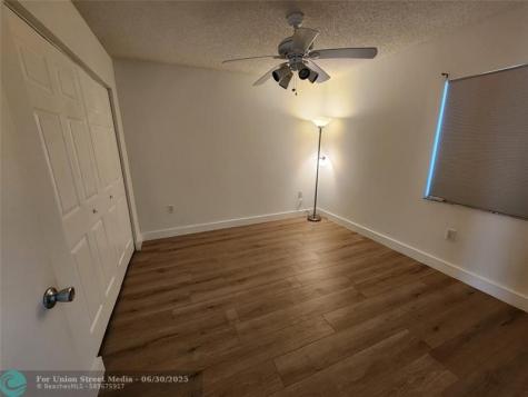 1650 SW 124th Terrace Pembroke Pines FL 33027