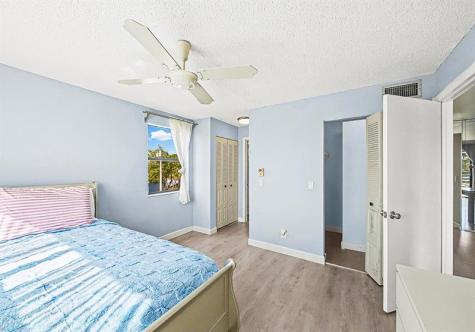 10466 Sunrise Lakes Boulevard Sunrise FL 33322