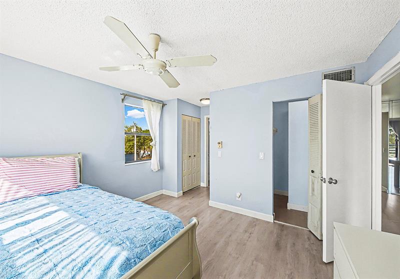 10466 Sunrise Lakes Boulevard Sunrise FL 33322