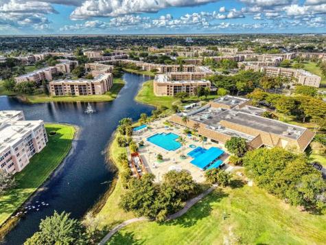 10466 Sunrise Lakes Boulevard Sunrise FL 33322