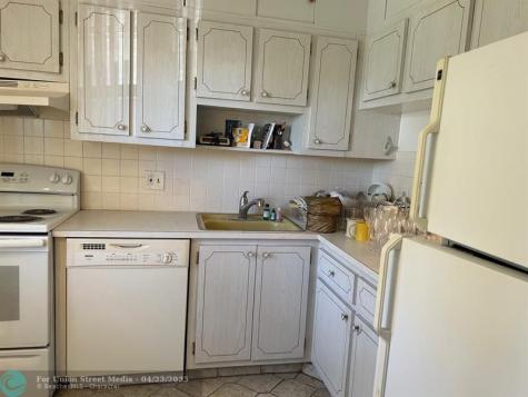 7877 Golf Circle Drive Margate FL 33063