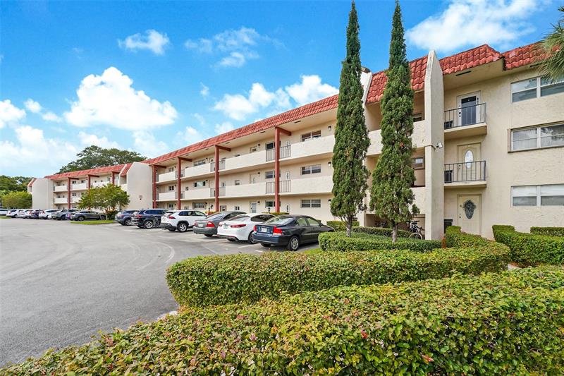 300 S Hollybrook Drive Pembroke Pines FL 33025