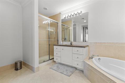 18 Harbour Isle Drive Fort Pierce FL 34949