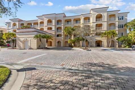 18 Harbour Isle Drive Fort Pierce FL 34949