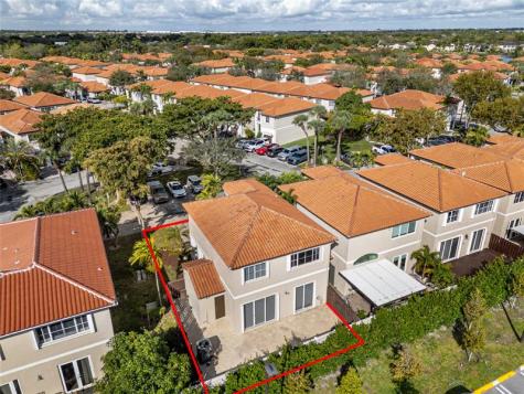 14251 NW 83rd Avenue Hialeah FL 33016