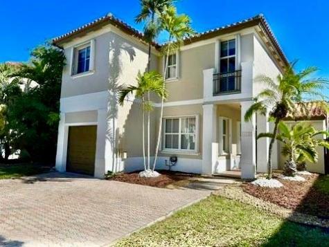 14251 NW 83rd Avenue Hialeah FL 33016