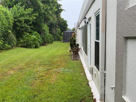 9245 Flynn Circle Boca Raton FL 33496