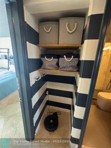 300 Oregon Street Hollywood FL 33019