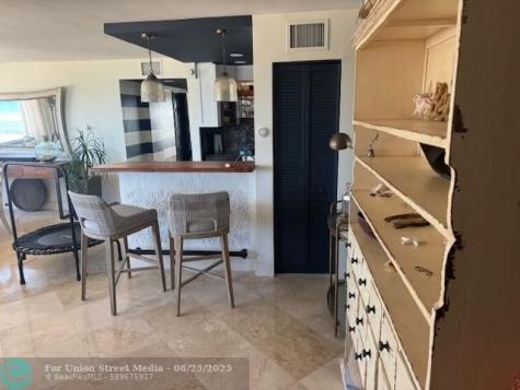 300 Oregon Street Hollywood FL 33019