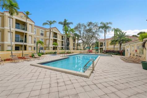 875 Riverside Drive Coral Springs FL 33071