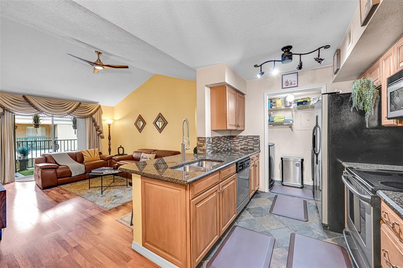 875 Riverside Drive Coral Springs FL 33071