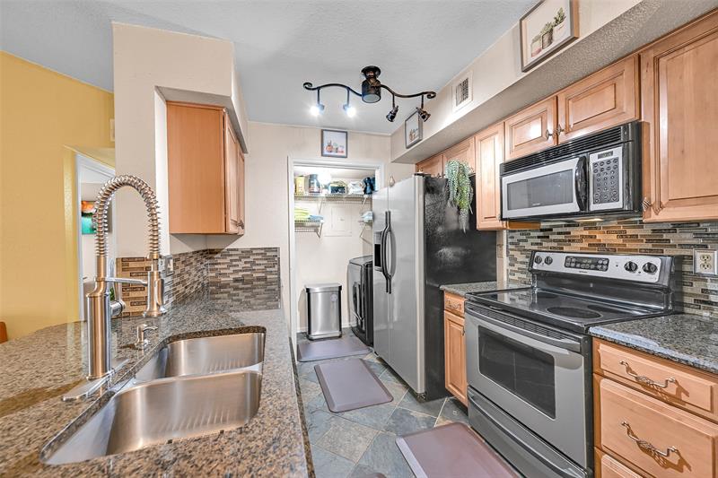 875 Riverside Drive Coral Springs FL 33071