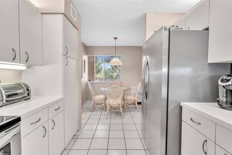 7512 N Devon Drive Tamarac FL 33321