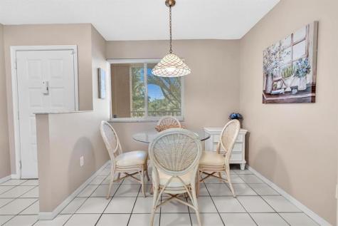 7512 N Devon Drive Tamarac FL 33321