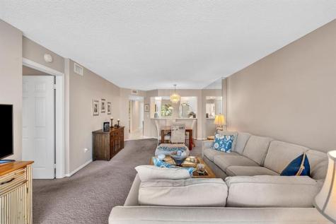 7512 N Devon Drive Tamarac FL 33321