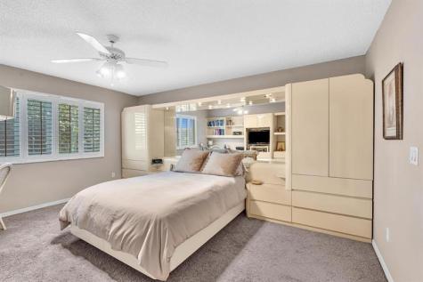 7512 N Devon Drive Tamarac FL 33321