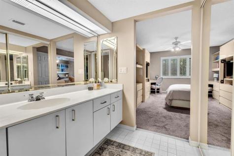 7512 N Devon Drive Tamarac FL 33321