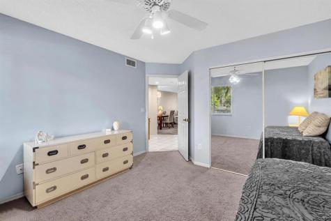 7512 N Devon Drive Tamarac FL 33321
