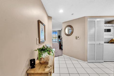 7512 N Devon Drive Tamarac FL 33321