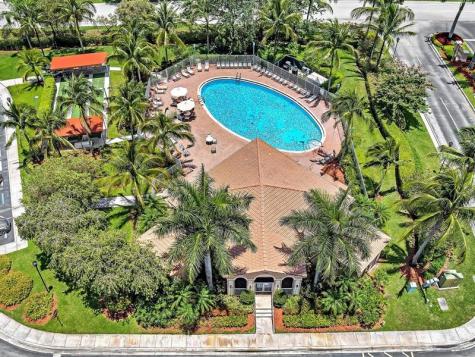 7512 N Devon Drive Tamarac FL 33321