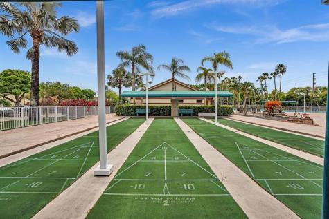 7512 N Devon Drive Tamarac FL 33321