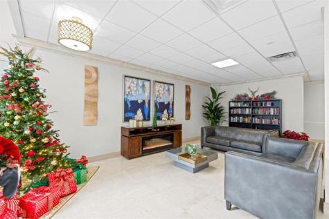 305 N Pompano Beach Boulevard Pompano Beach FL 33062