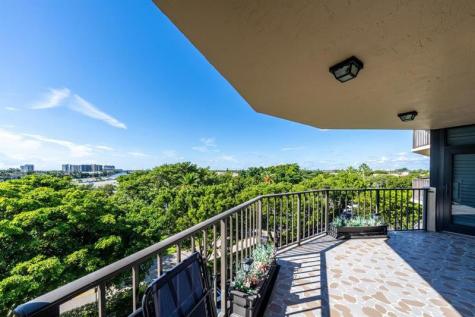 859 Jeffery Street Boca Raton FL 33487