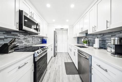 859 Jeffery Street Boca Raton FL 33487