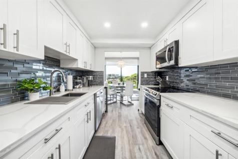 859 Jeffery Street Boca Raton FL 33487