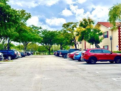 3590 N University Drive Coral Springs FL 33065