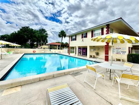 3590 N University Drive Coral Springs FL 33065