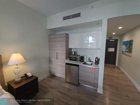 777 N Ocean Drive Hollywood FL 33019