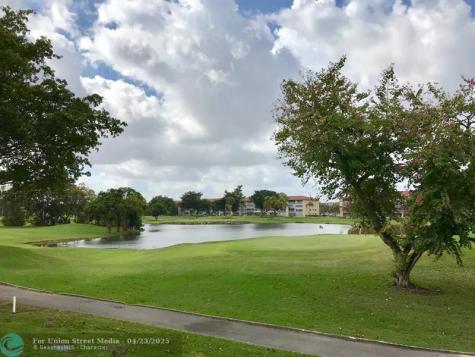 300 SW 134th Way Hollywood FL 33027