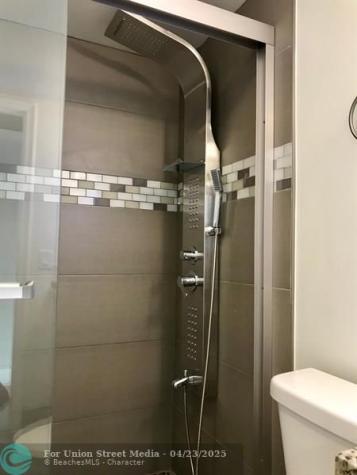 300 SW 134th Way Hollywood FL 33027