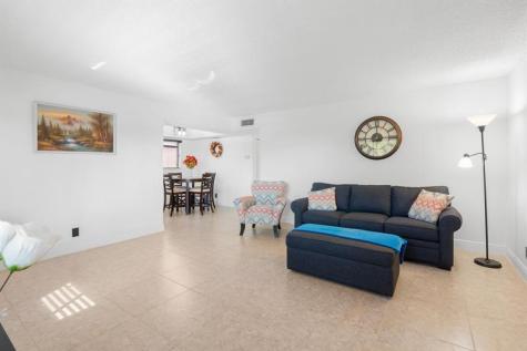 7458 Ashmont Circle Tamarac FL 33321